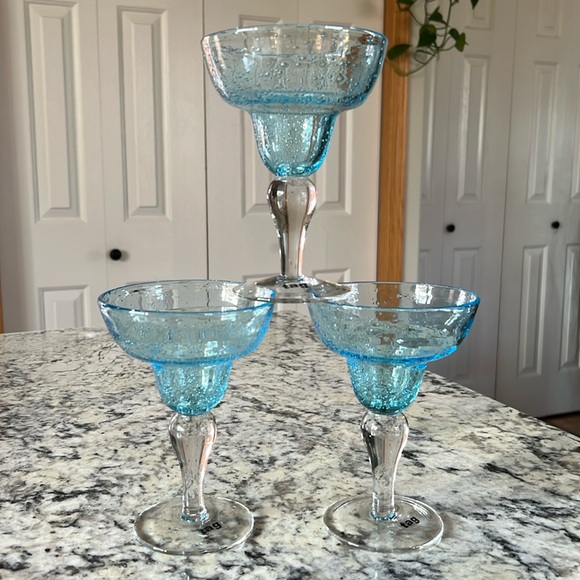 NWT Set of 3 Tag Hand Blown Turquoise Bubble Margarita Glasses - Picture 8 of 8